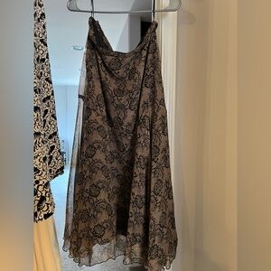 Trashy Diva Chantilly lace print skirt 100% silk size large